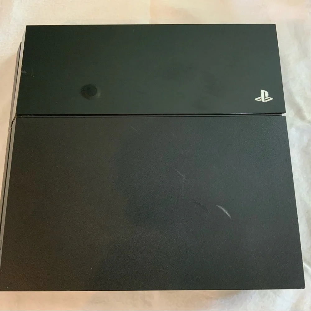 Sony PlayStation 4 CUH-1001A Black Console W/ Cords